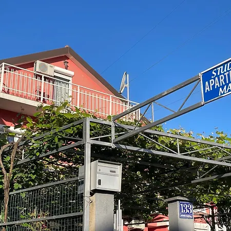 Studio Max Bijela Exterior photo