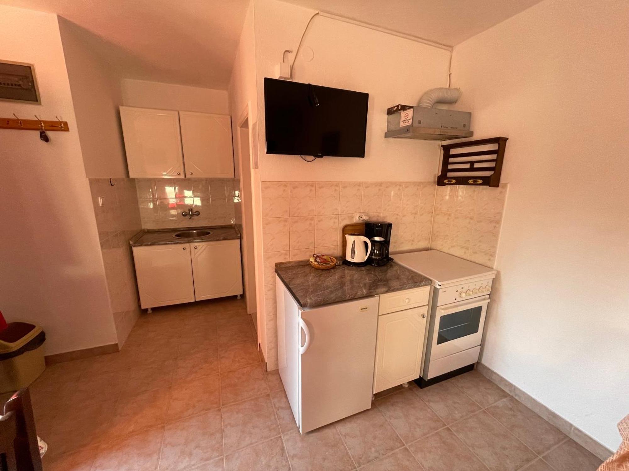 Max Apartment